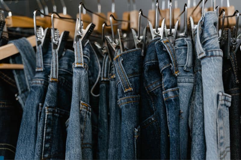 jeans-on-clothing-rack
