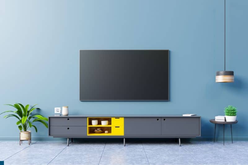 led-tv-on-wall