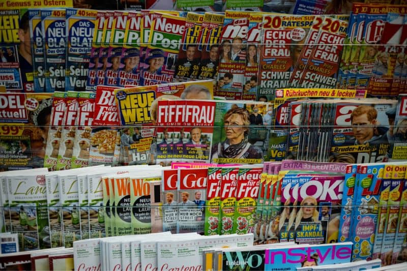 magazines-on-rack