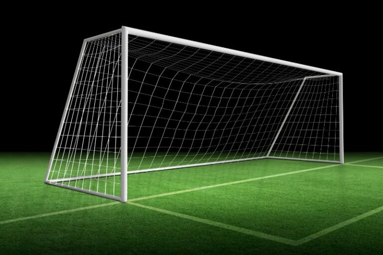 How Long is 30 Meters? 14 Common Comparisons (+Pics) Measuringly